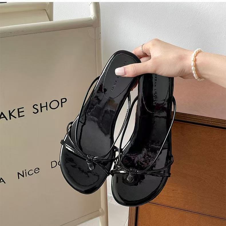 2026 primavera y verano tacones de moda coreana cómodos dedos desnudos temperamento de alto nivel un pedazo de zapatillas de mujer image 6
