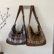 �nϵ�͹Ÿ����p�汳������Ů������ͨ�چμ�б���С�����e���ذ�