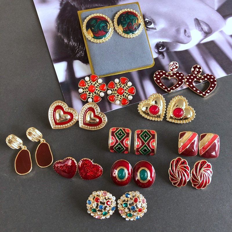 14g Weight No Inlaid Inlay Material Earrings, Ear Studs Classification Wedding, Travel Occasion Alloy Material Printing Pattern Women'S Gender Fashion Style Green, Silver Color Retro Red Oil Drip Glaze Enamel Heart Wave Dot Color Matching Geometric Earrings Wholesale Nihaojewelry 无