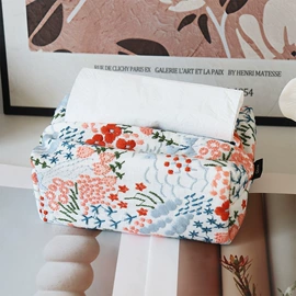 靠垫/抱枕;布艺纸巾盒;床旗、床尾巾