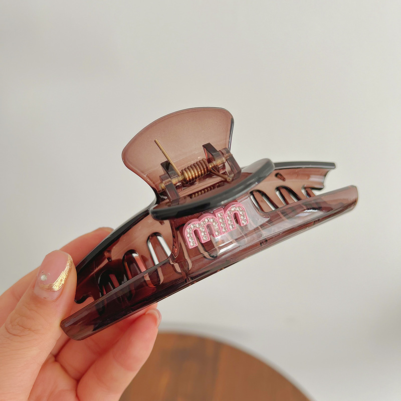 Crooked crab pin with letters