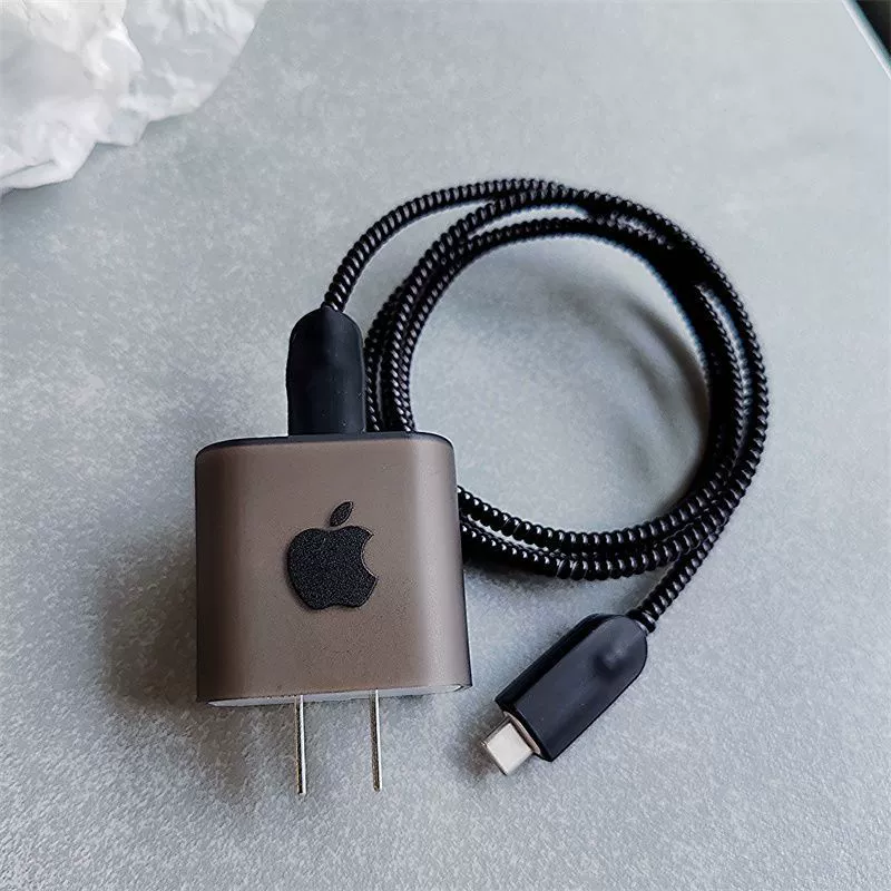 Применимо для Apple 16 зарядных головок Защитный чехол для зарядного устройства 20 Вт матовый черный 15 мультяшный любовный прикус провода анти-сломанный