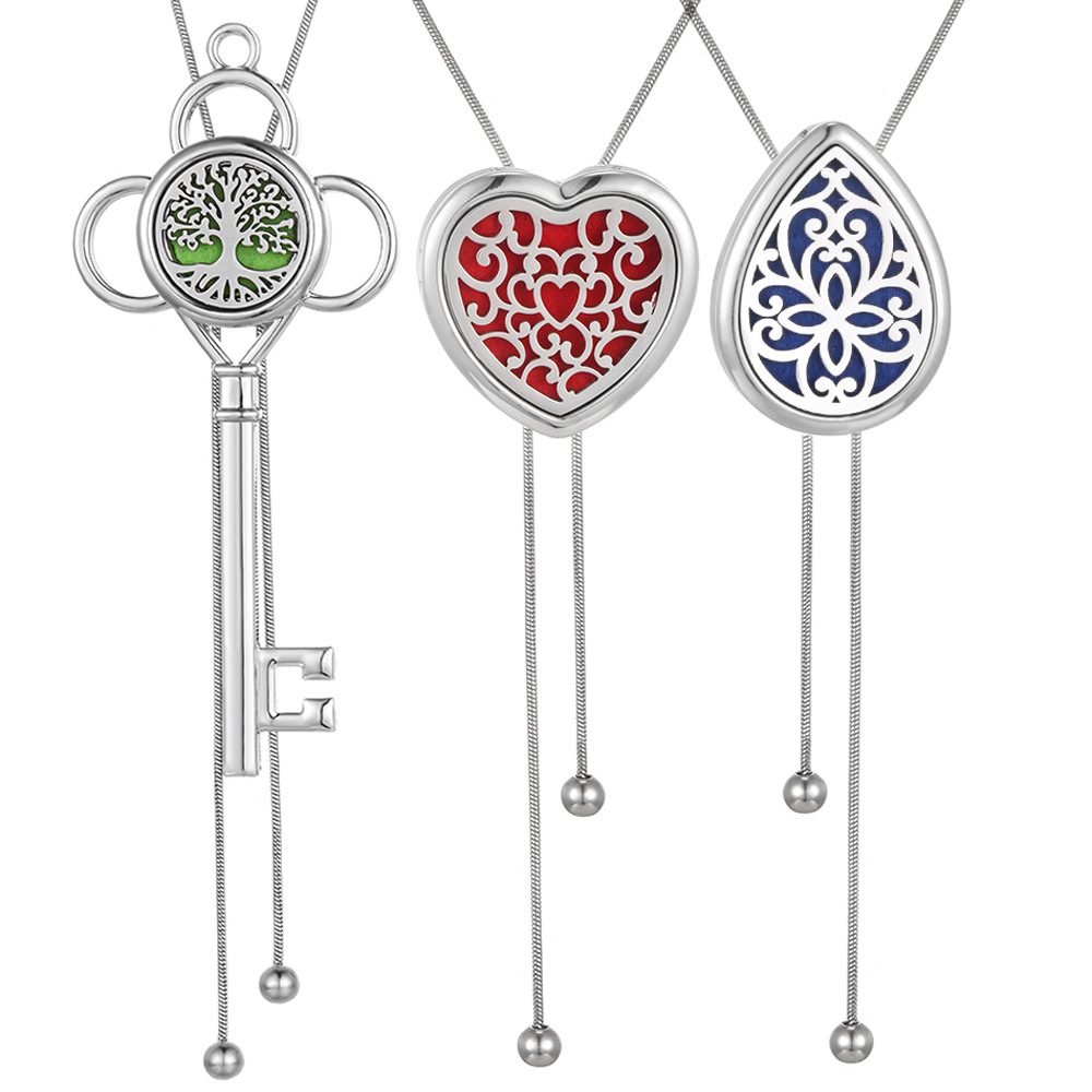 新款不锈钢项链香薰流苏吊坠镶钻镂空可调节螺纹款爱心款合金吊坠