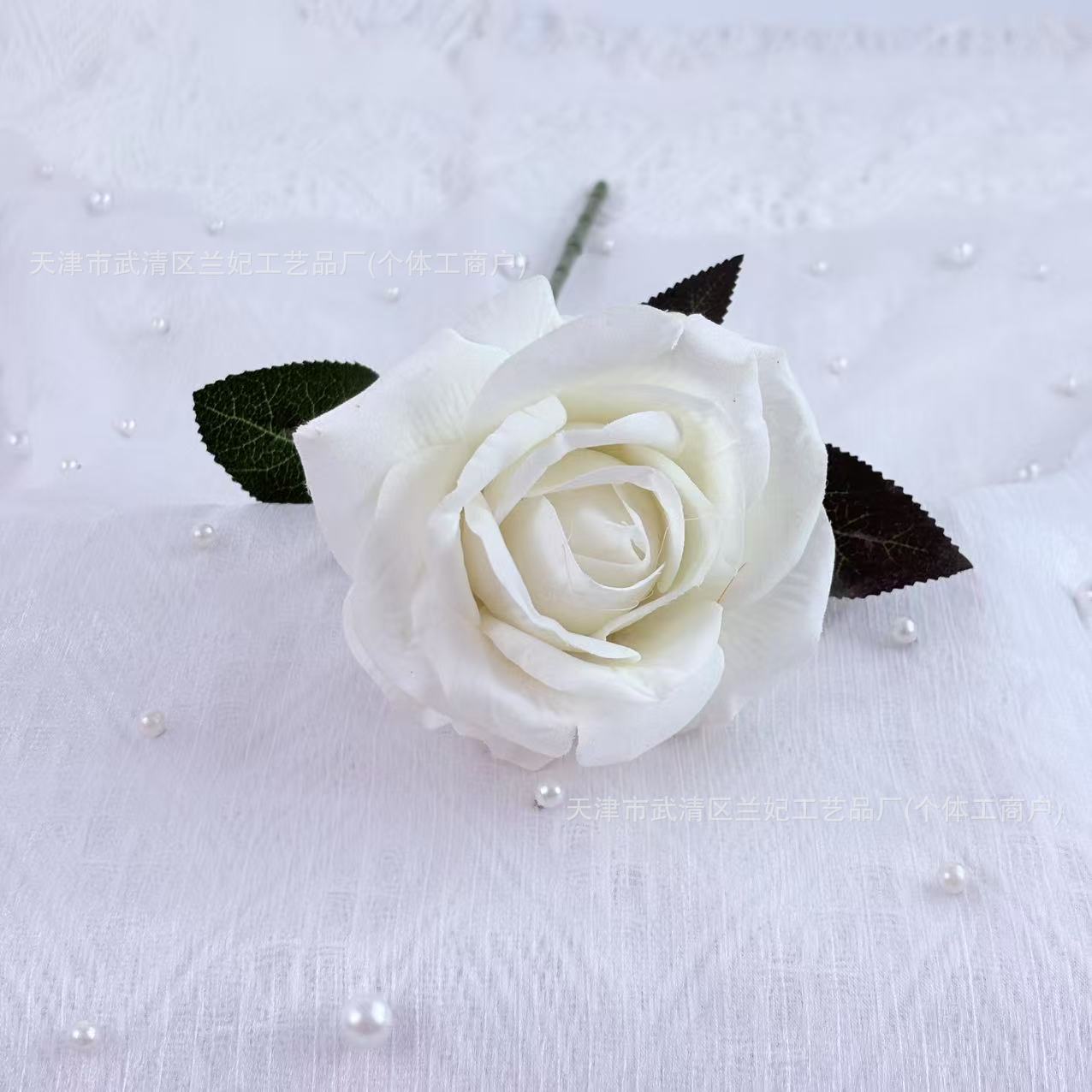 Una sola tela de terciopelo Xiaoxin Mei imitación de flores de rosa cascada diseño floral boda floral fila de flores pared transfronteriza