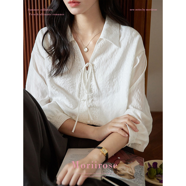 White autumn retro shirt