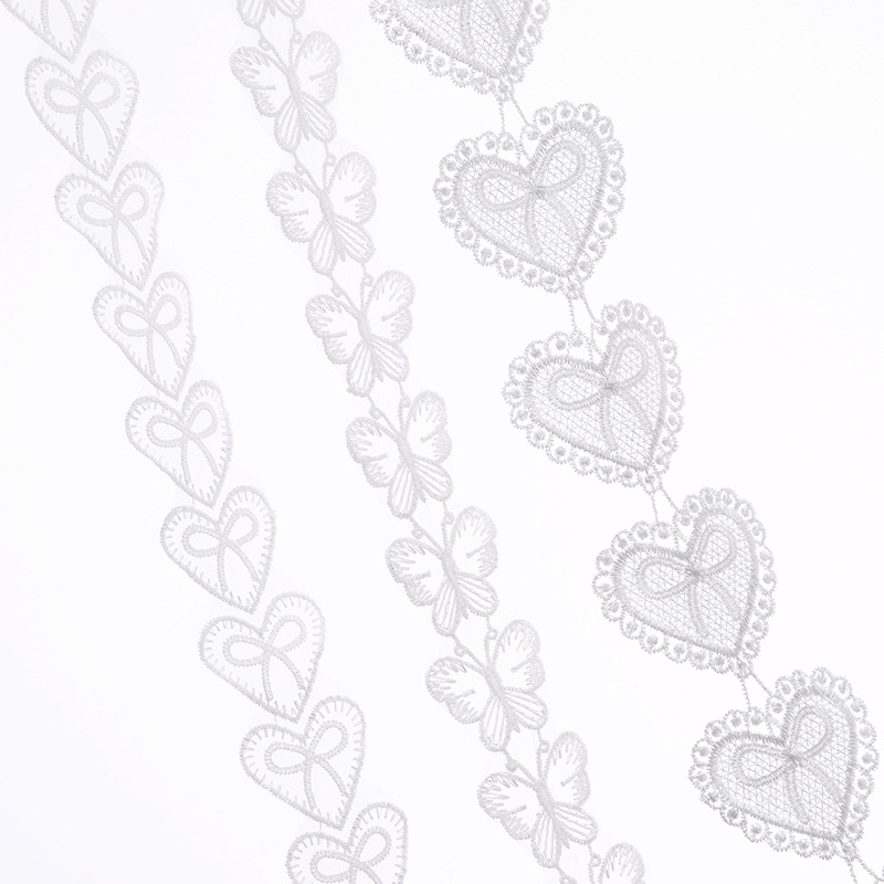 レースの白い桃の心の愛のレースの婦人服の子供服のアクセサリーのdiyの蝶のポリエステルの工芸品のレース