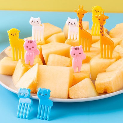 Uso doméstico Cartoon Tenedores para fruta para niños Creativo Animales para niños Set de palillos de plástico para fruta Palillos para fiambrera