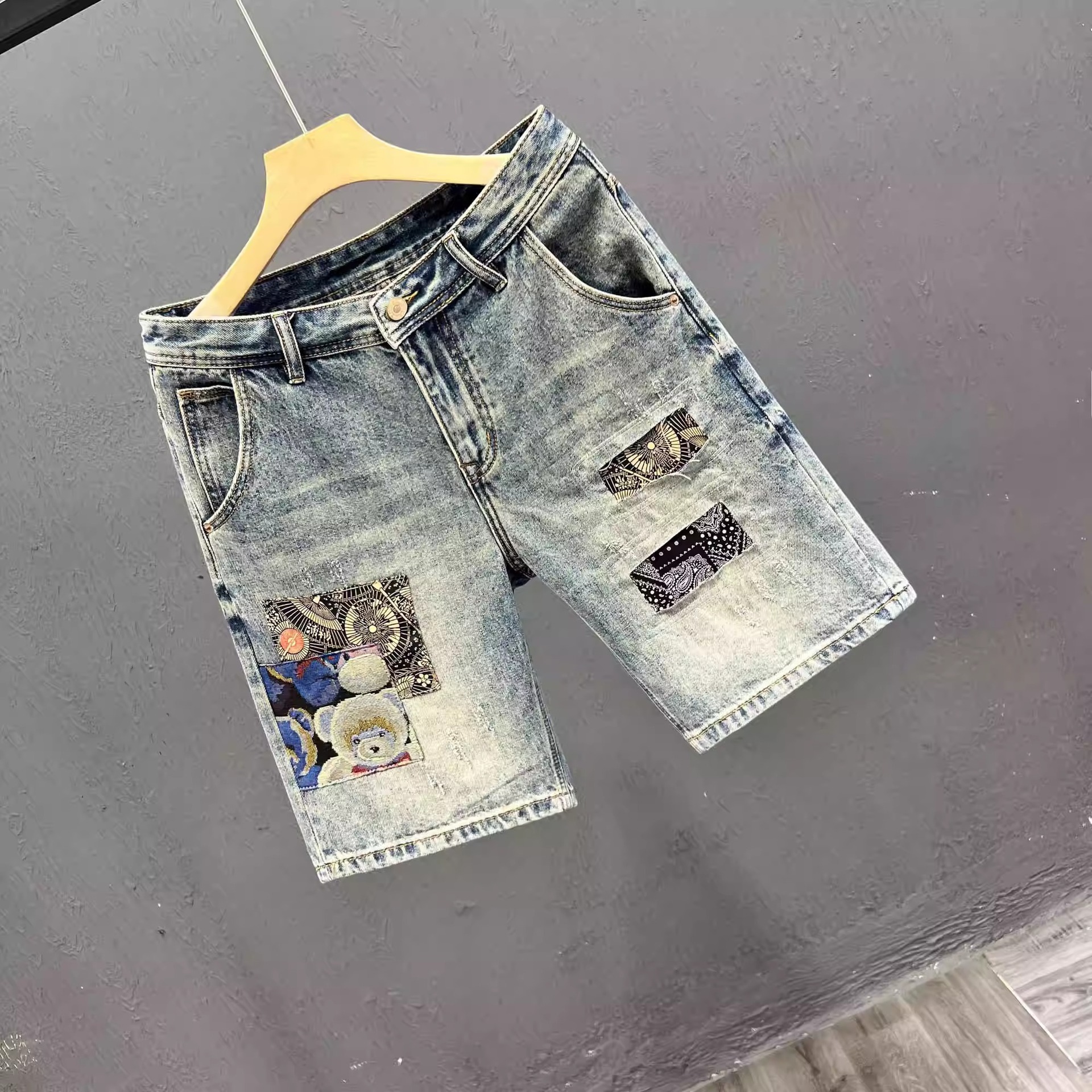 Men's Heavyweight Denim Shorts High Street Style Patchwork Embroidery Summer Cool Stylish Ripped Five-Point Pants Blue_voghion.com