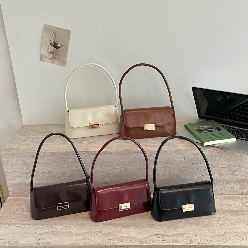 2026 New Fashionable Oil Wax Leather Small Square Bag, Niche Design Underarm Bag, Solid Color Versatile Handbag, Shoulder and Crossbody Bag