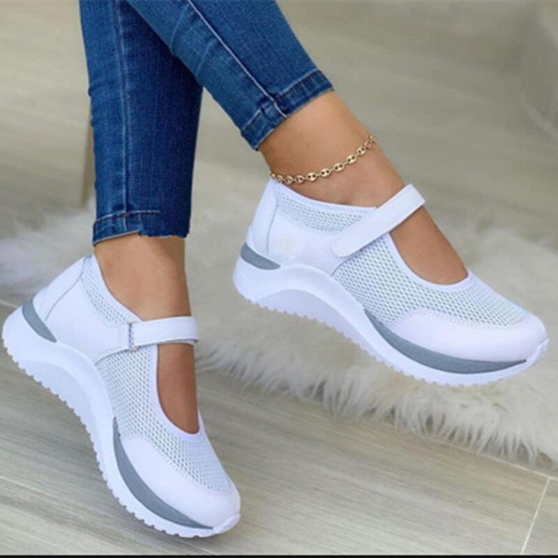 2024 European and American Summer Round Head Knitted Velcro Thick-soled Sandals Women's Cross-border Foreign Trade plus size Grid Fly-woven Sandals Women