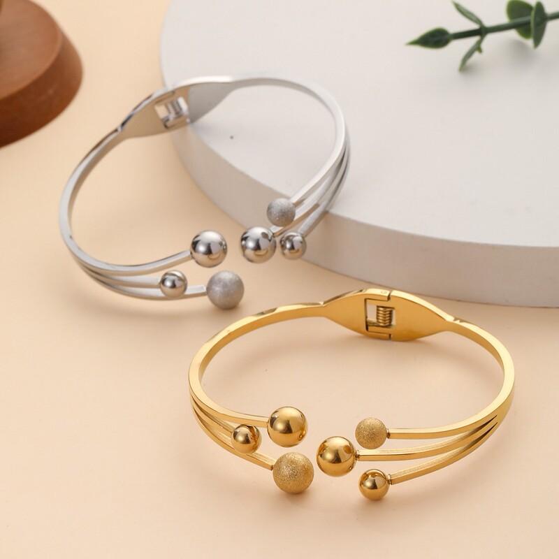 European and American High-End Matte Three-Track Ball Bead Flowing Aesthetic Bracelet, Light Luxury Versatile Open Bracelet, Fashion Jewelry Wholesale European and American High-End Matte Three-Track Ball Bead Flowing Aesthetic Bracelet, Light Luxury Versatile Open Bracelet, Fashion Jewelry Wholesale