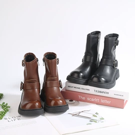 童皮靴;童运动鞋;童板鞋