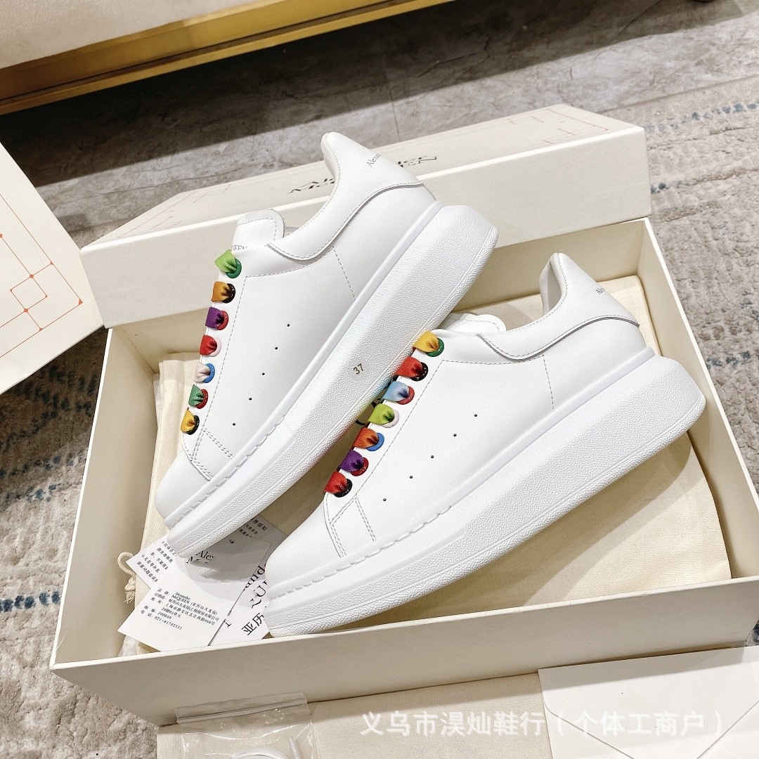 흰색 가죽 리본