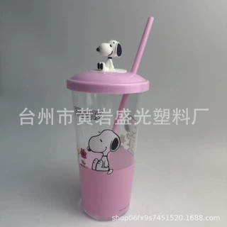 立体玩偶公仔塑料吸管杯卡通单层饮料杯 创意可爱礼品杯工厂直供