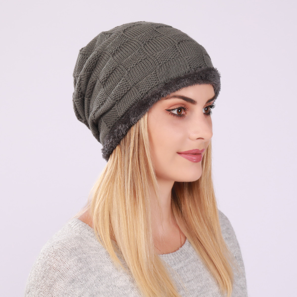 Plissee-Plüsch-Männer-Damen-Pullover-Mützen, gestrickte karierte postpartale Ohrenschützer für Herbst und Winter, warm_voghion.com