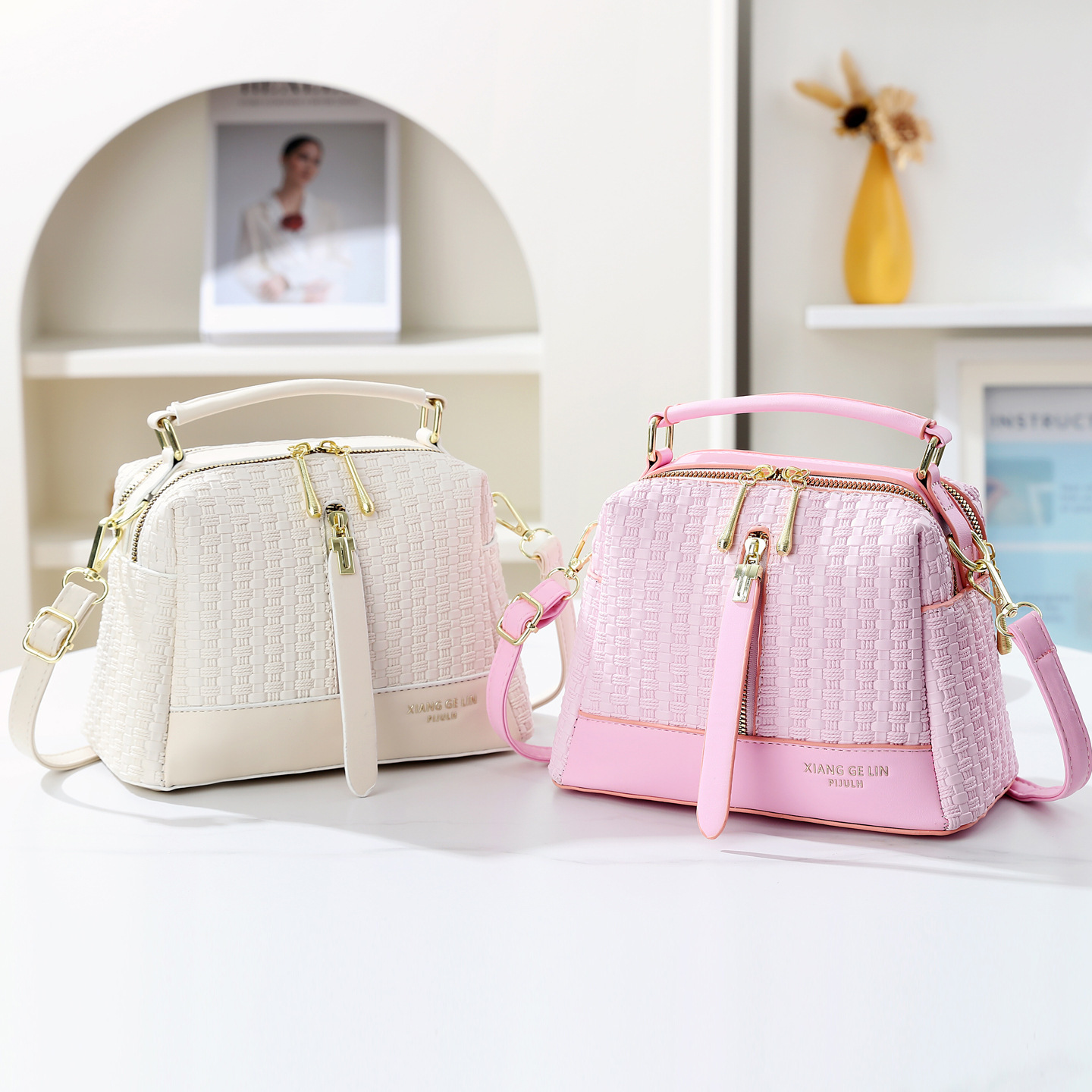 2026 nuevo temperamento de moda tejido bolso de mano textura casual mochila de hombro de gran capacidad bolso de viaje