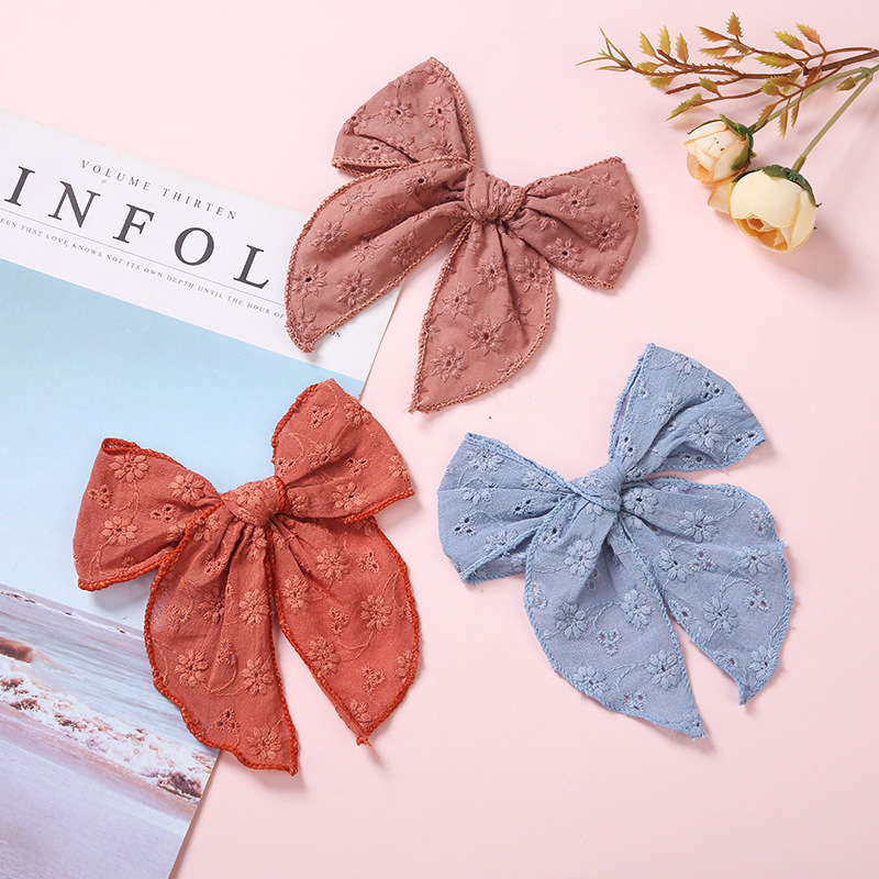 Fashion Hollow Embroidered Children's Hairpin Big Bow Hair Clip Wholesale display picture 2