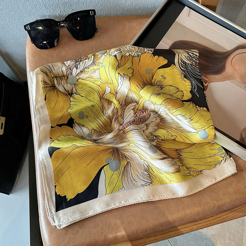 Bufandas de seda para mujeres 2025 primavera y otoño moda versátil temperamento minimalista 65cm bufandas de seda simuladas bufandas delgadas bufandas