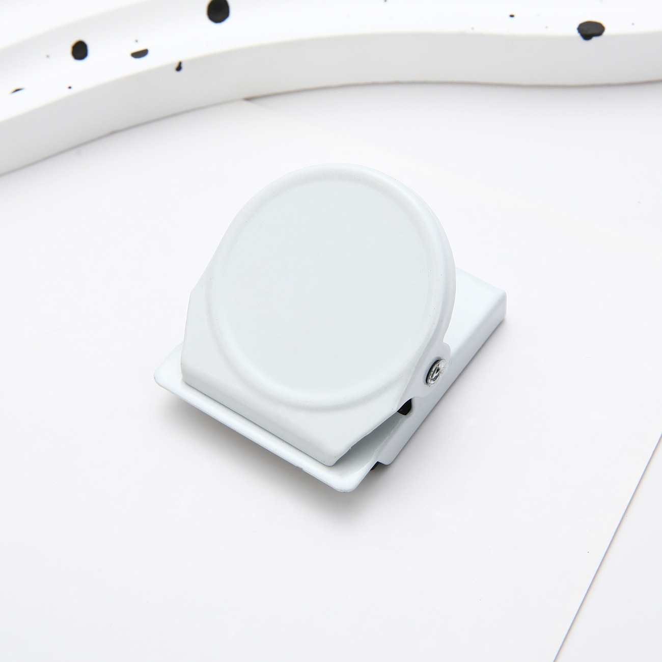 Clip de imán de metal de color creativo caramelo color carpeta de notas multifuncional carpeta de mensajes de refrigerador al por mayor