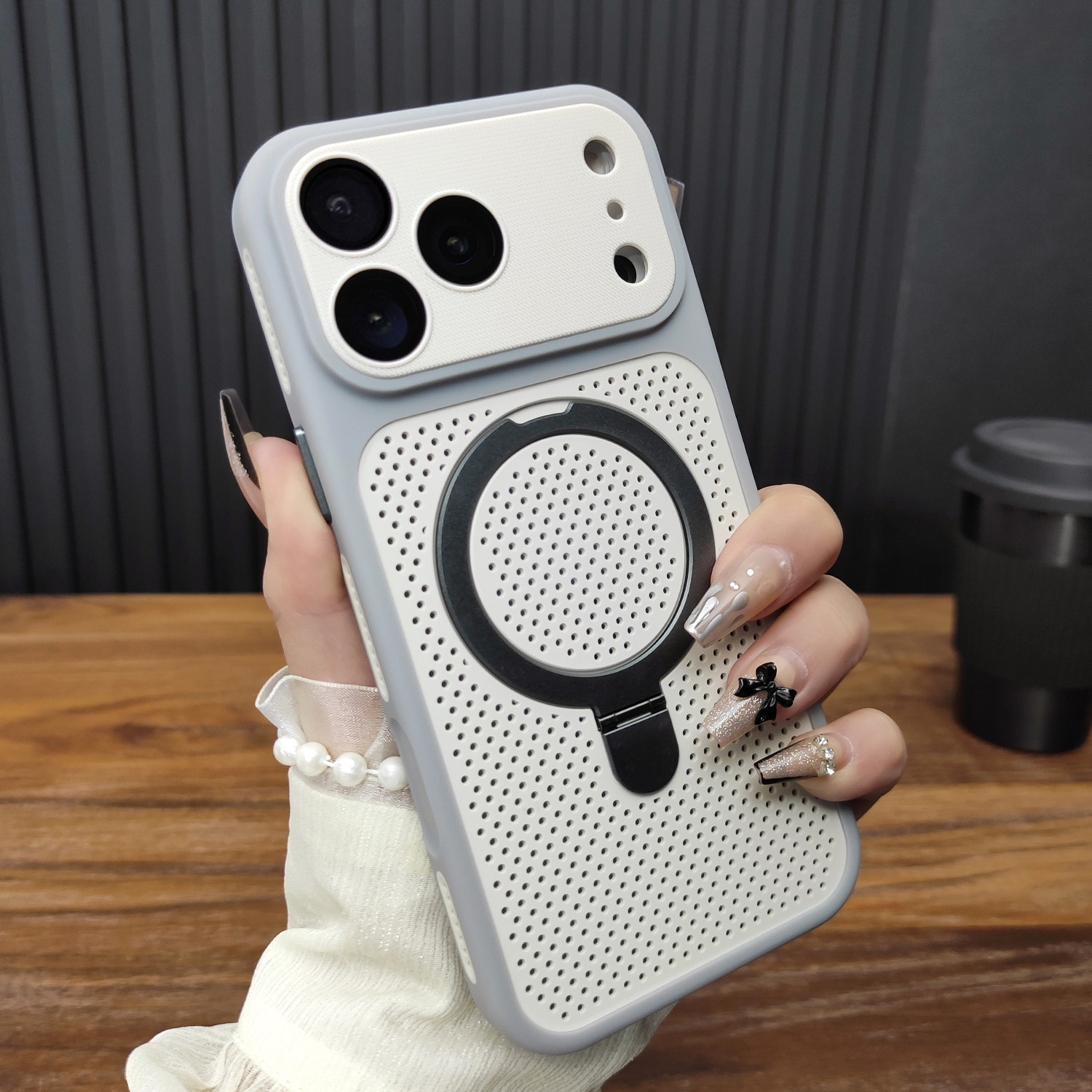 Funda Magnética con Soporte y Disipación de Calor de PC Anticaídas para iPhone 16 17 18 Pro