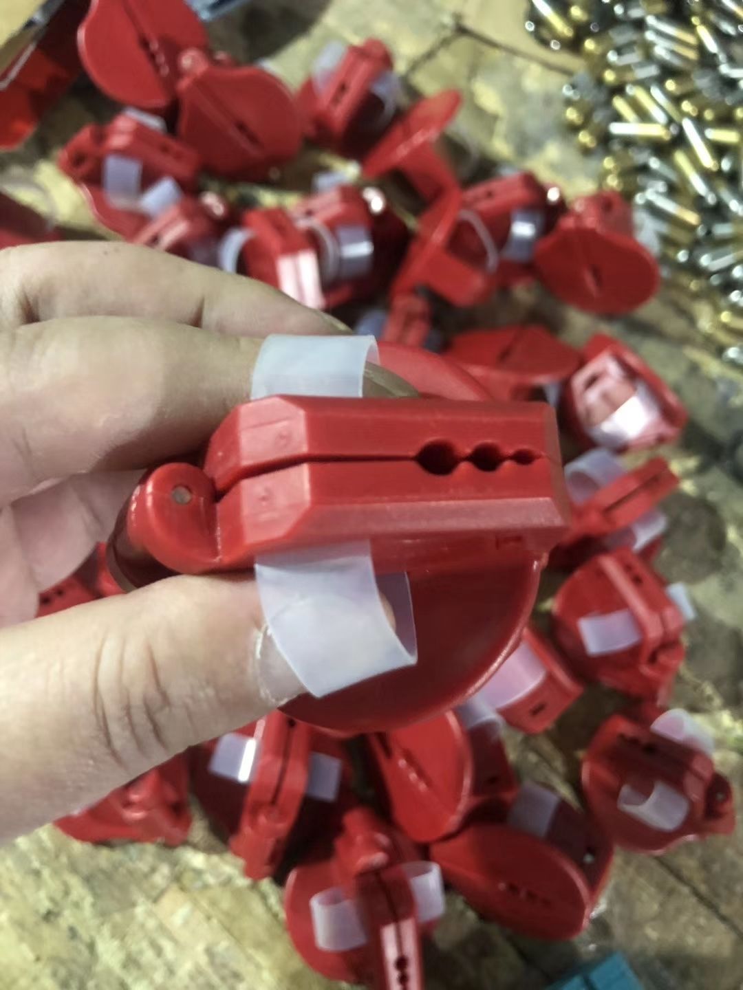 15341046209_1472702584