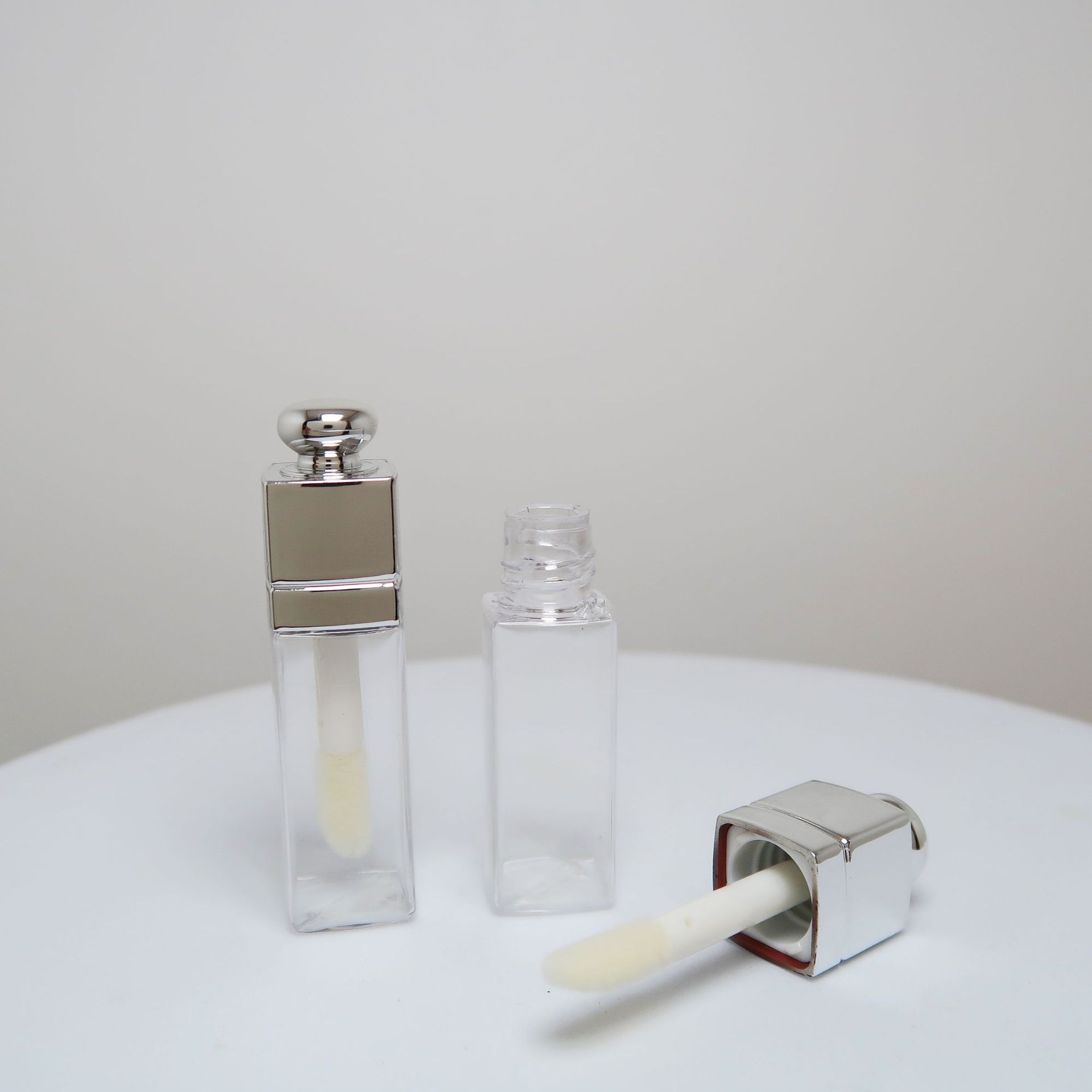 8cc3aac32c20c9b313232e82106b5a