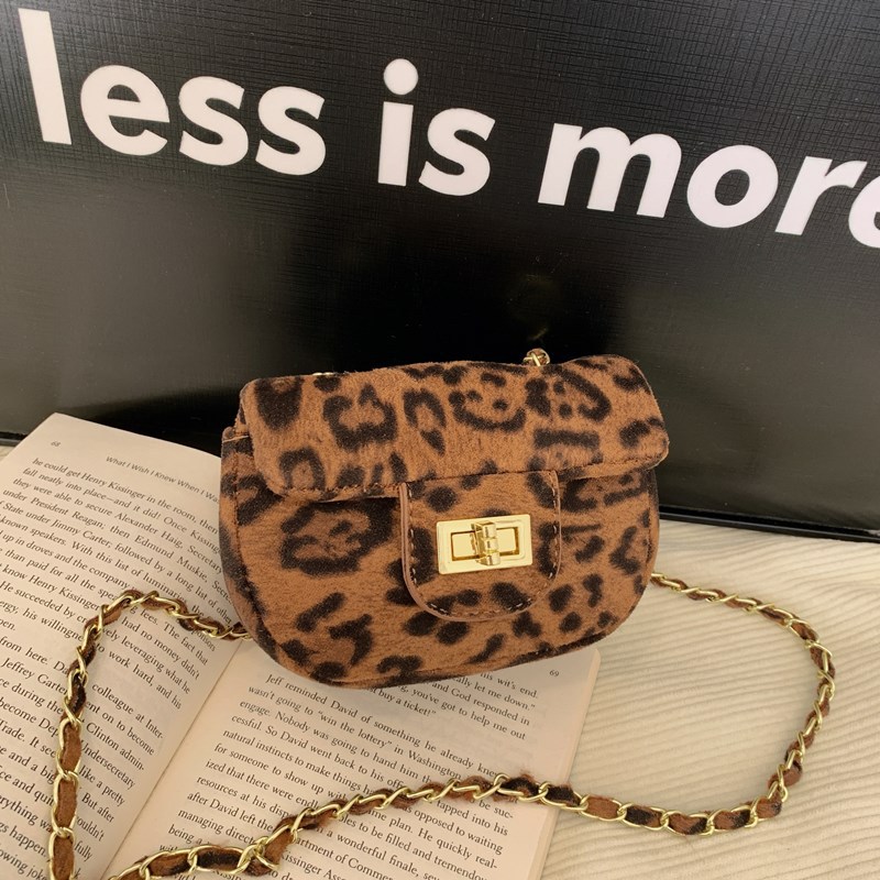 Bolsa de hombro coreana de niñas de terciopelo fragancia de color sólido mini mochila de bebé 2025 nuevo bolso de cadena para niños