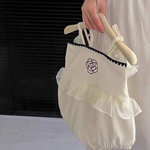 Summer clothes are super fashionable and fragrant. Suspenders, harem bags, fart clothes, thin baby jumpsuits, summer clothes