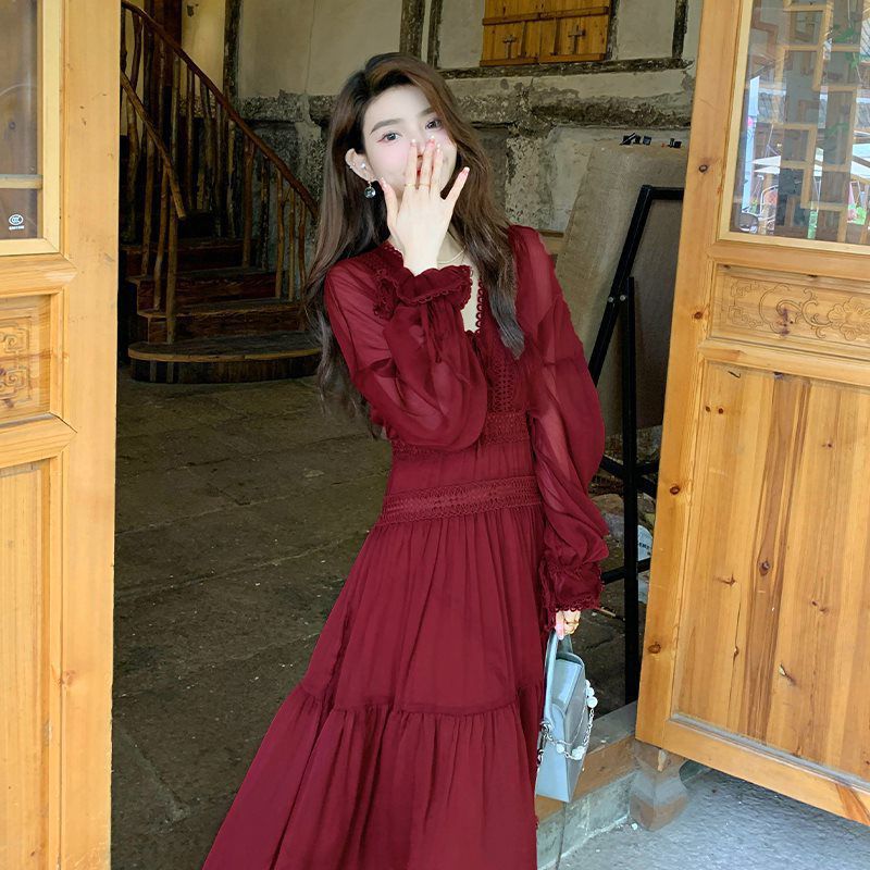 Autumn lace small design elegant dress