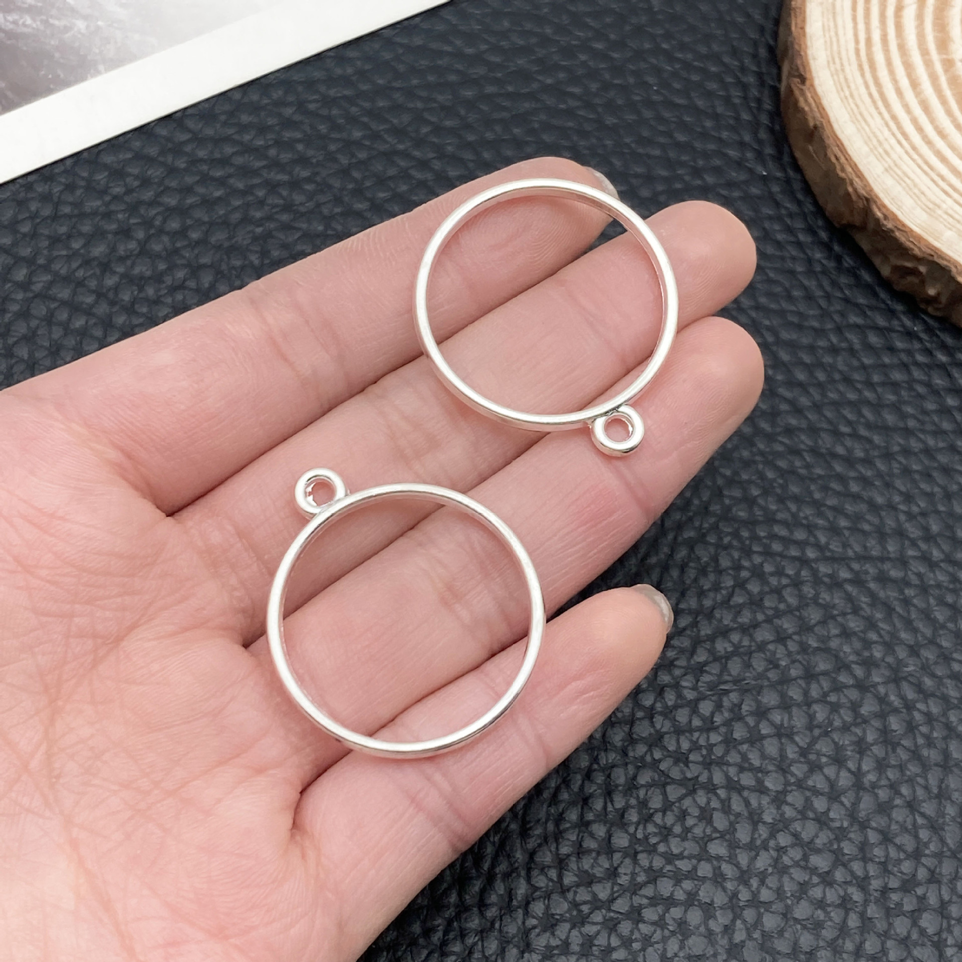 22255-LJ-亮银锌合金圆形相框边框32x28mm-2.