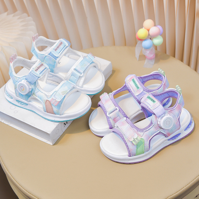 Sandallas de niñas 2026 verano nuevo niño moda versátil sandalias deportivas de suela suave botón giratorio zapatos de playa image 5