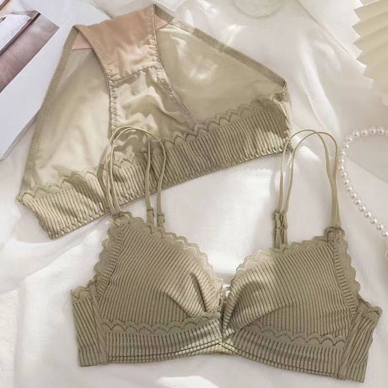 바닐라 그린 슈트