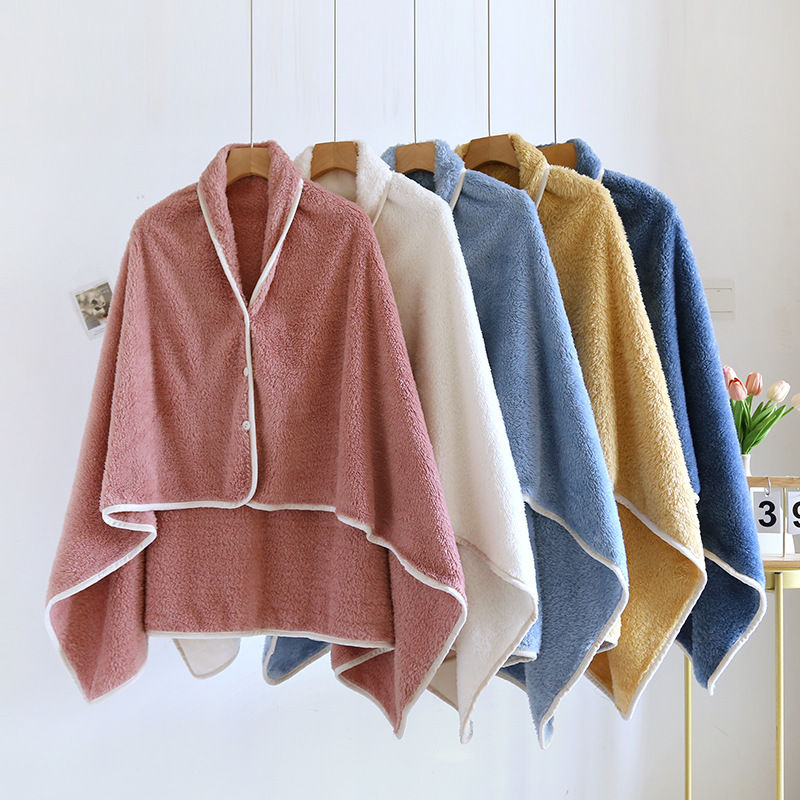 Flannel Postpartum Nursing Shoulder Cape for All Seasons, Pregnant Women Air-Conditioned Room Cold Protection Office Lazy Lunch Break Shawl Blanket