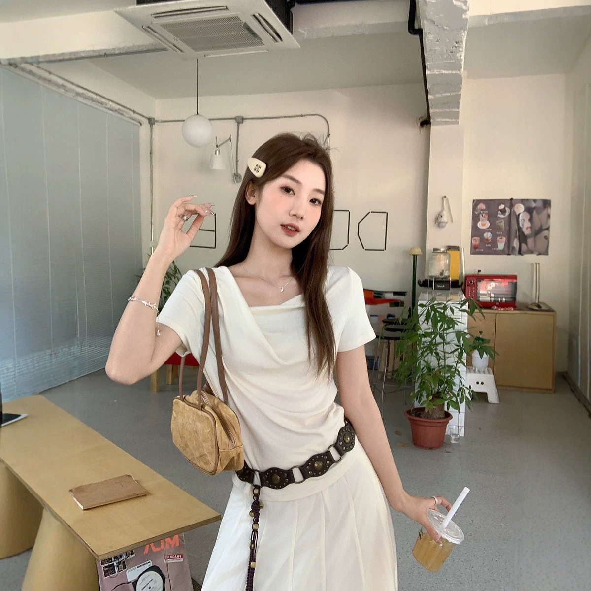 Gentle Pleated Irregular One-Line Neckline Off-Shoulder Short-Sleeve T-Shirt for Women, 2026 Summer New Niche Design Top
