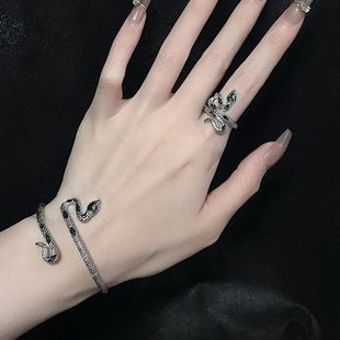 Niche design sense snake bracelet green enamel oil-dropping ring ins style high-end personality dark bracelet women