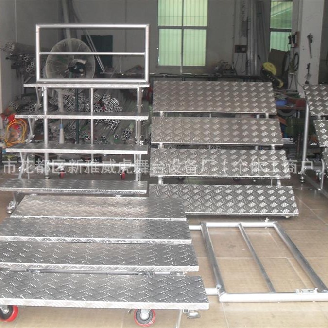 合唱台四层专业高强度合唱台合影架折叠合唱台铝合金合唱台合影架