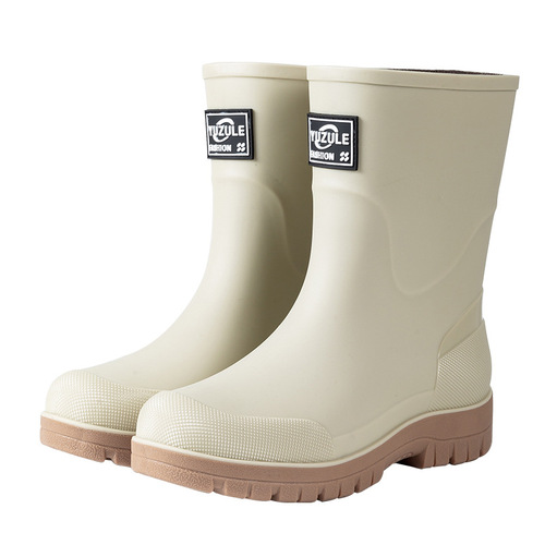 British-style men's wading shoes, non-slip rain boots, waterproof sports-style short-tube boots for men—suitable for commuting, outdoor activities, cycling, and fishing.