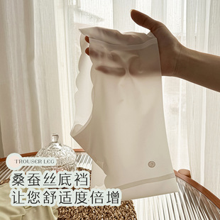 �ļ�����o�ۃ�ѝŮ͸�ⳬ���ٸ���Ĥ3D�����ν������z����ѝŮʿ