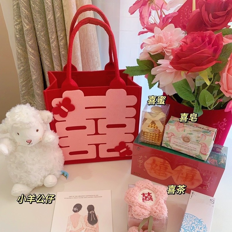 送料無料、花嫁介添人、花婿付添人、記念品、ウェディングハンドバッグ、バタフライバッグ、ウェディングキャンディーバッグ、ウェディングリターンギフトシュガーボックス|undefined