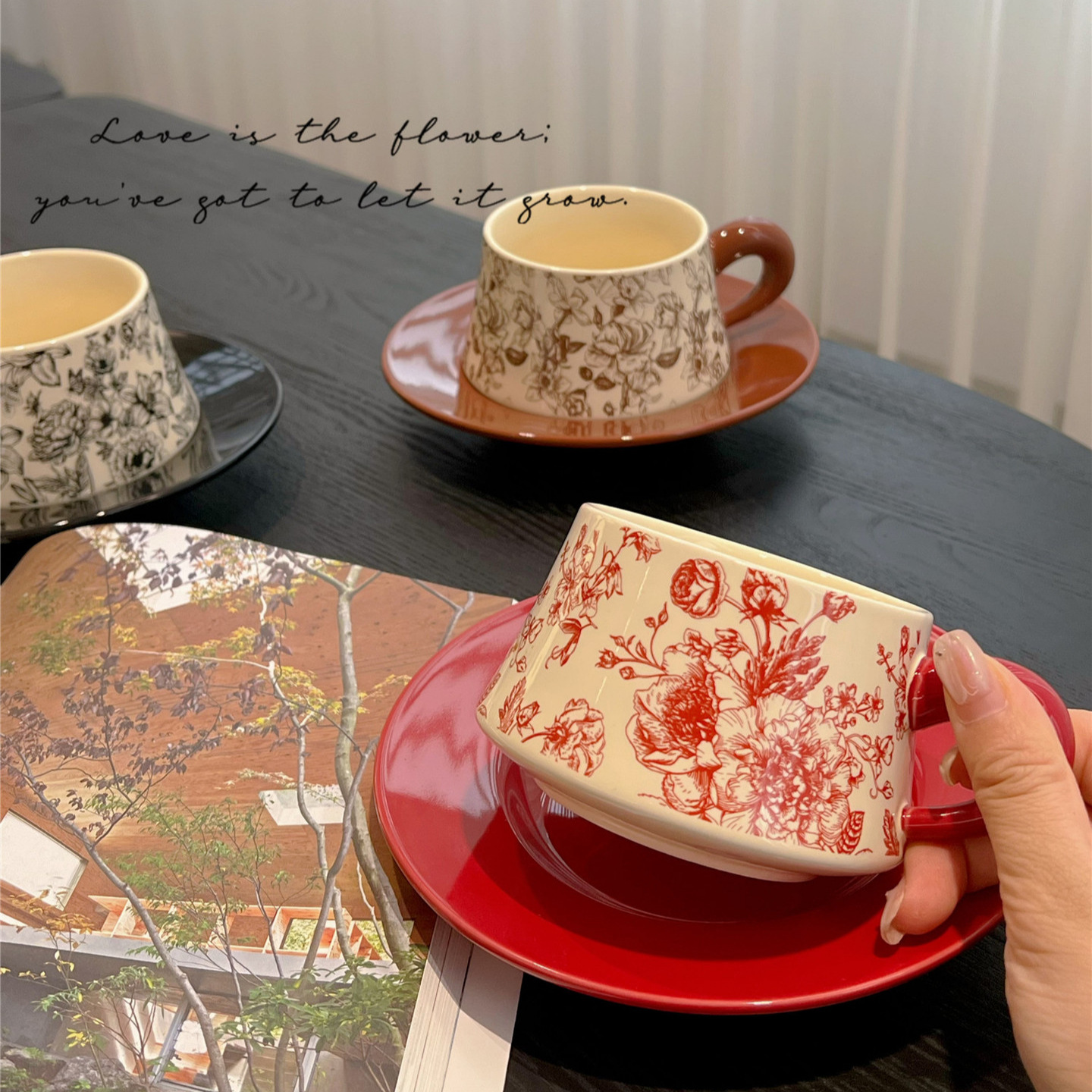 Shawn Original Retro Chinese Ceramic Cup and Saucer Set with Chinese Style Creative Floral Coffee Cup and Saucer Afternoon Tea Mug