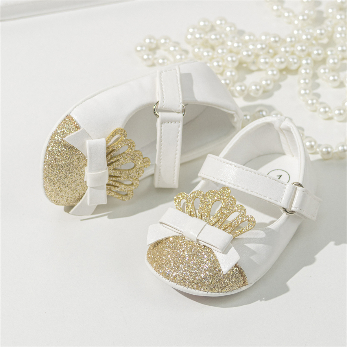 Transfronteriza nueva moda con lentejuelas corona princesa zapatos de dama zapatos de niños pequeños zapatos de niño de fondo suave antideslizante zapatos de bebé