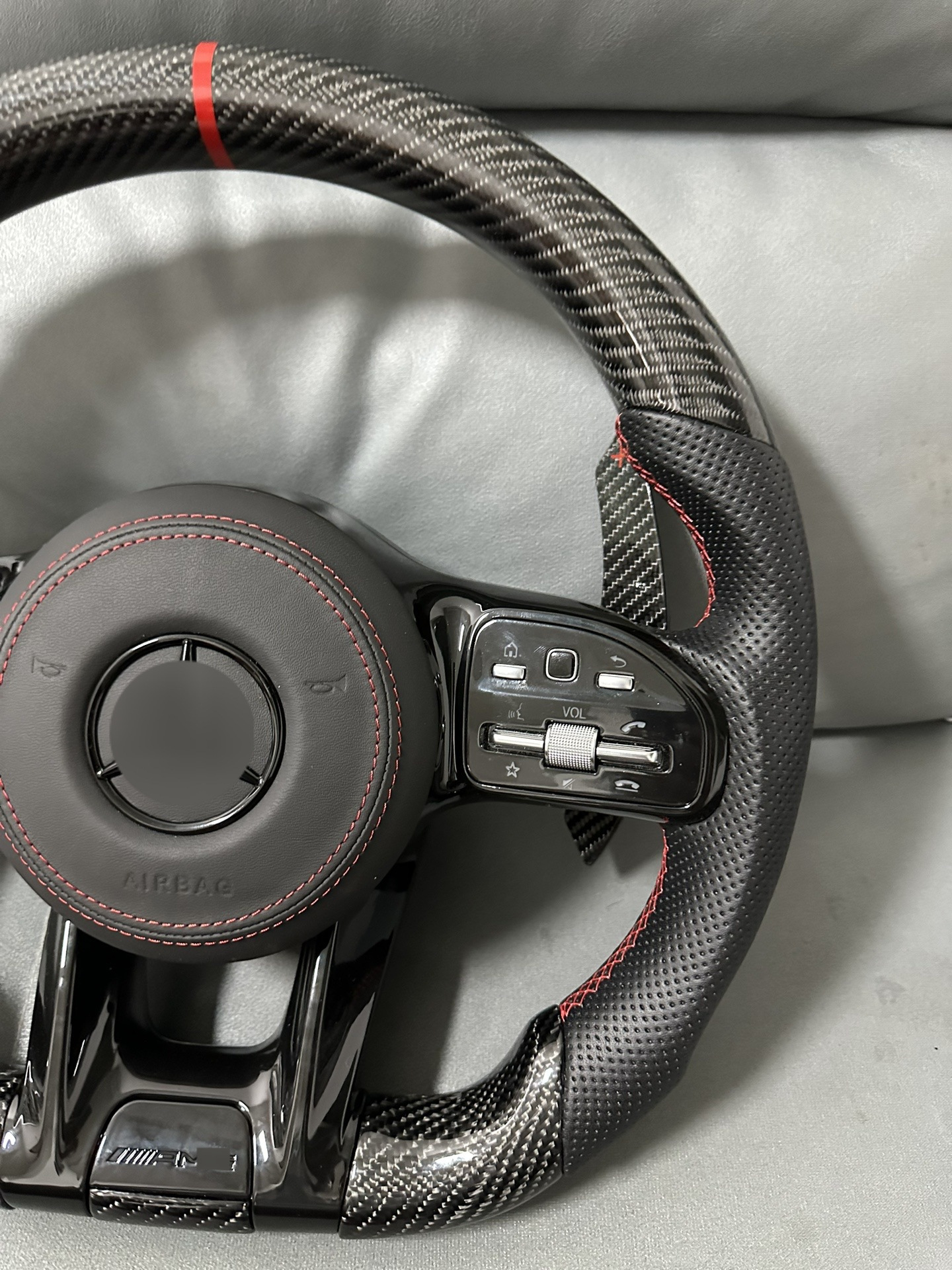 Suitable for Mercedes-Benz AMG carbon fiber 809 steering wheel assembly modification for glkac260e300ls-class, from old to new model