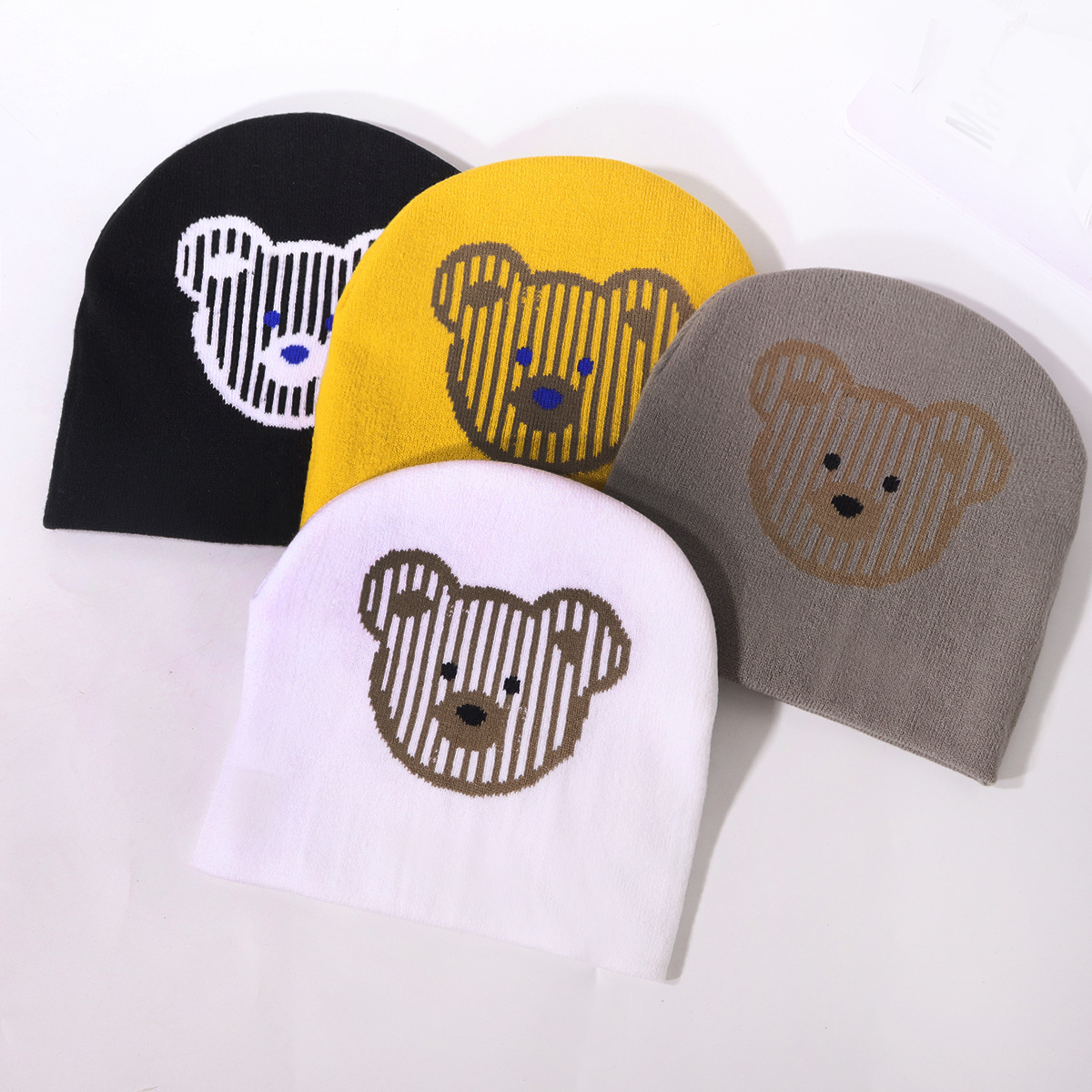 Unisex Bear pattern knitted hat for men and women, headgear ear protection cute fashion all matching woolen hat popular cold hat_voghion.com