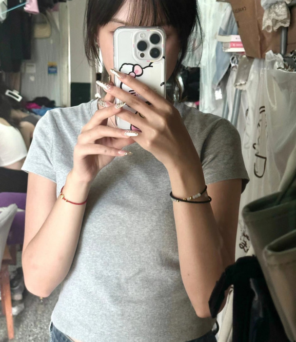ミントグリーンショルダー半袖Tシャツ女性用2025新しいラウンドネックスリム夏ドーパミン着用ホットガールBMトップ|undefined