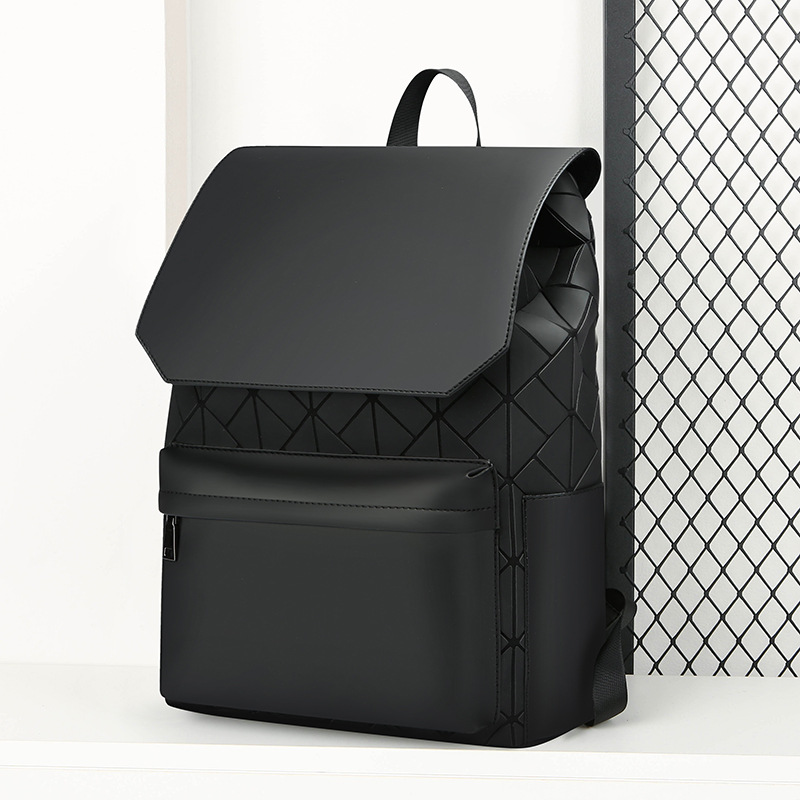 Geometryczny plecak męski na studia podróże i do pracy_voghion.com