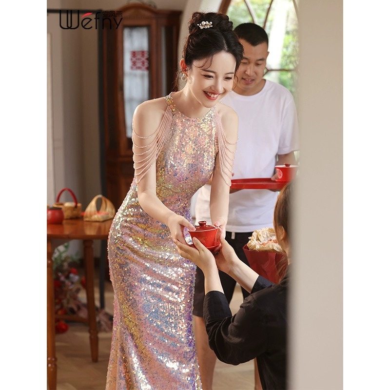 宴会晚礼服2026新款高级感晨袍新娘订婚敬酒服亮片轻奢鱼尾连衣裙