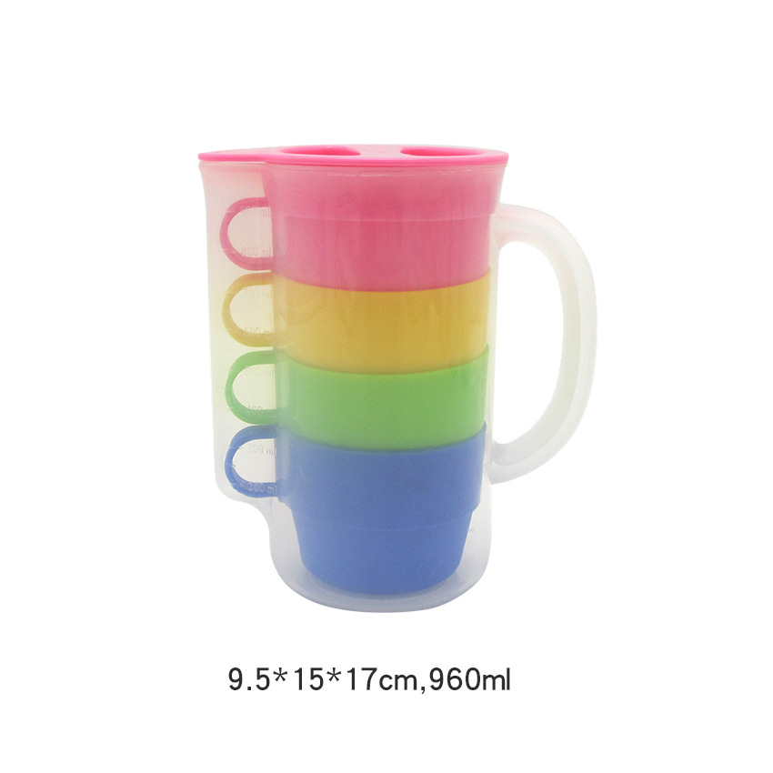 Hervidor de agua fría transfronteriza, una olla de jugo de plástico doméstico, cuatro tazas, conjunto de hervidor de agua transparente sellado resistente a altas temperaturas, regalo