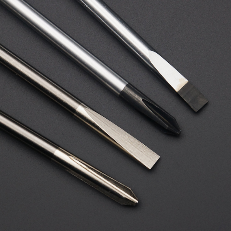 Un destornillador de flores de ciruela en una palabra especial para la máquina de coser de reparación de gran tamaño con mango extra largo largo.