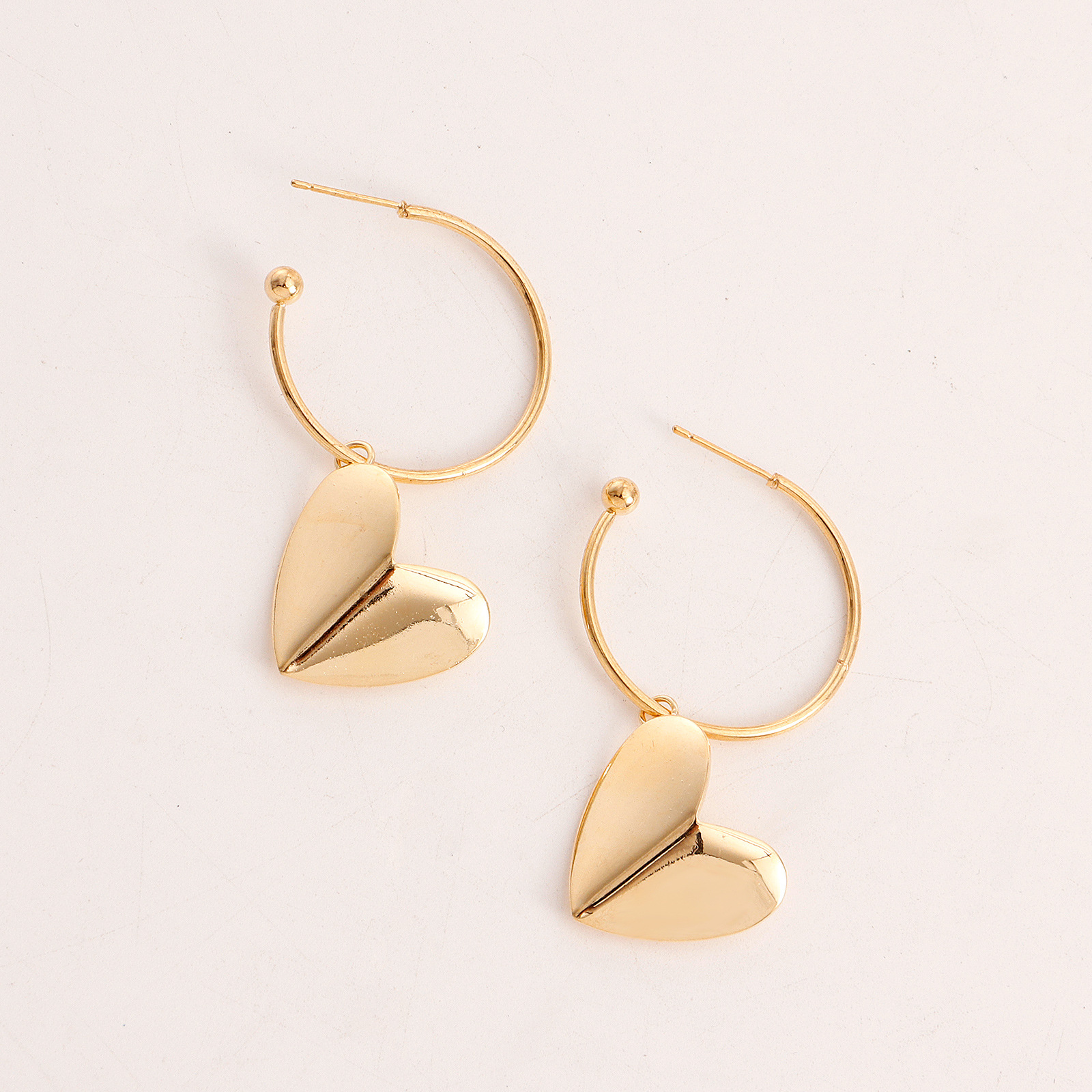 1 Pair Casual Simple Style Heart Shape Plating Alloy Drop Earrings display picture 10