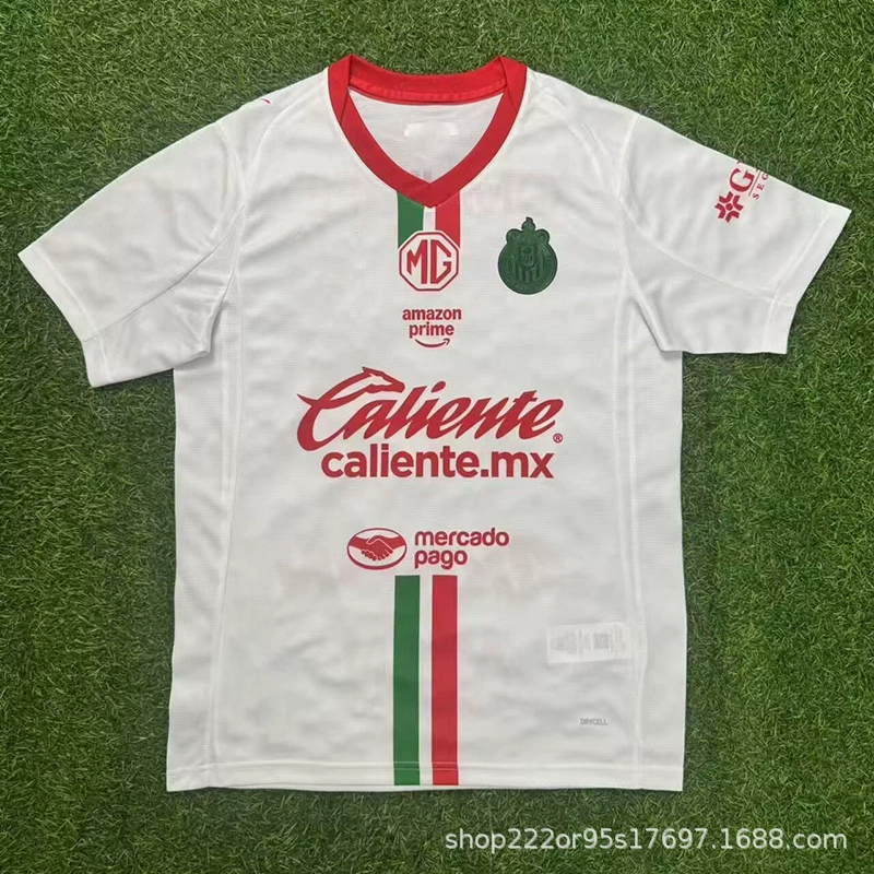 Футбольная форма Blue Cross Chivas Aston Villanovokusen Feyenoord Notts Forest свитер/майка?
